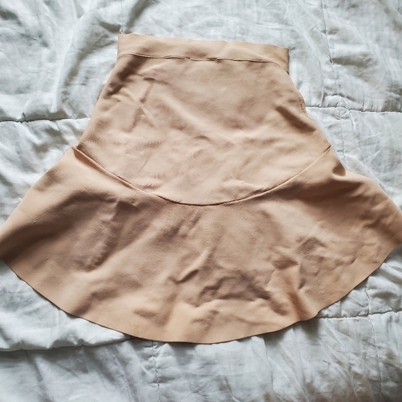 BCBG MaxAzaria Peplum Hi-Lo Mini Skirt - Picture 8 of 9